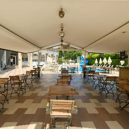 Club Selen מלון איסמלר