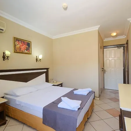 Hotell Club Selen İçmeler