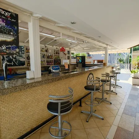 Club Selen Hotell 3*