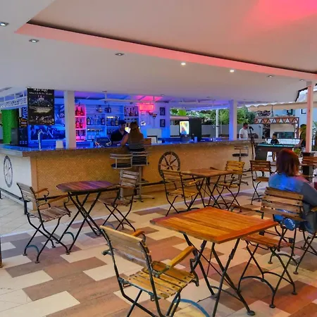 Club Selen Icmeler