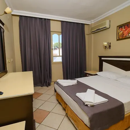 Hotell Club Selen İçmeler