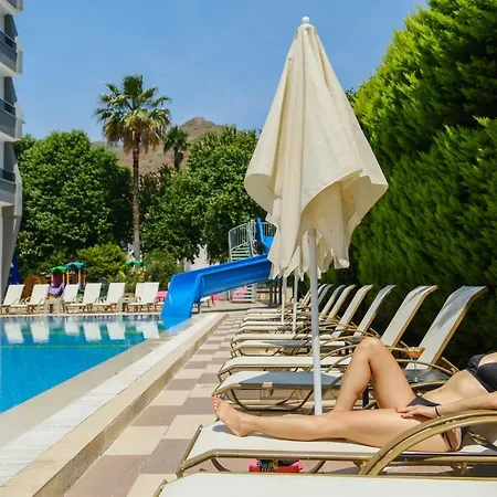 Hotell Club Selen İçmeler