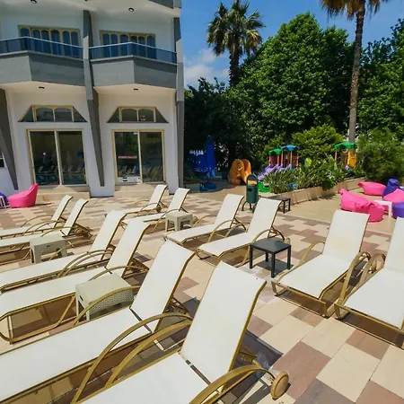 Hotell Club Selen İçmeler