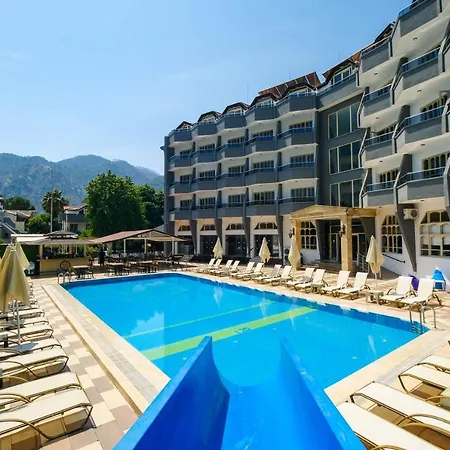 Hotell Club Selen 3*