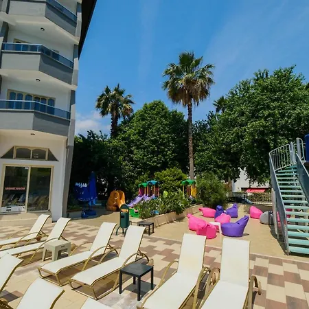 Hotell Club Selen 3*