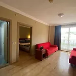 Club Selen 3* İçmeler