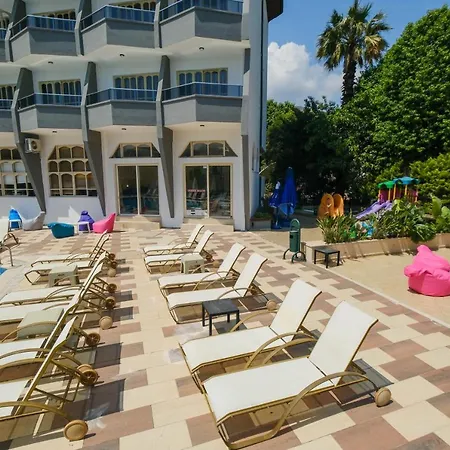 Club Selen 3*