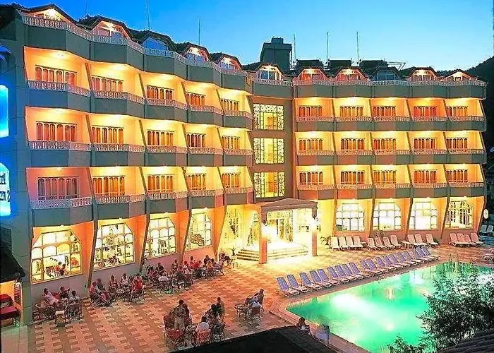 Club Selen فندق إتْشميلير