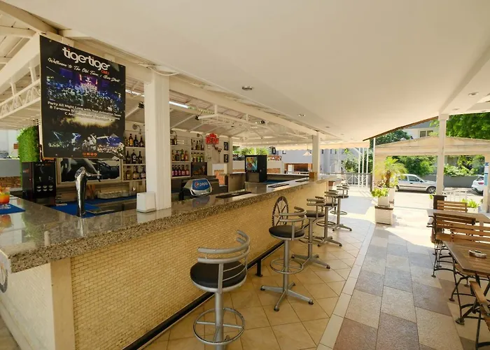 فندق Club Selen إتْشميلير