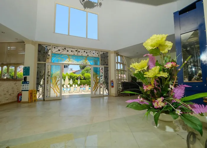 Club Selen فندق إتْشميلير