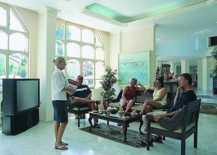 Club Selen فندق 3*